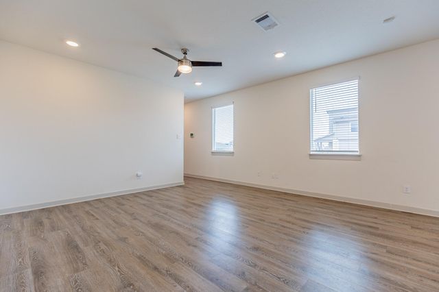 305 FAIRFAX Ave, San Marcos, TX 78666