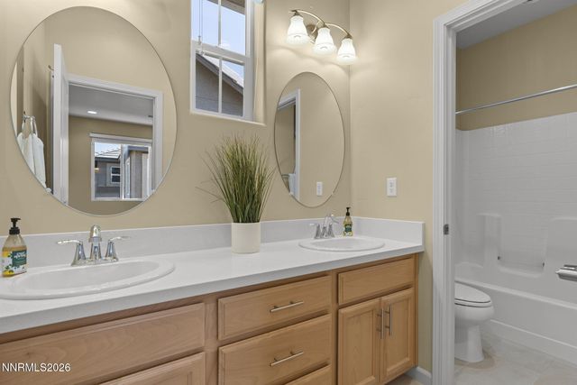 6650 Russian Thistle Drive, Sparks, NV 89436