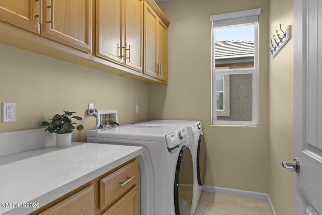 6650 Russian Thistle Drive, Sparks, NV 89436