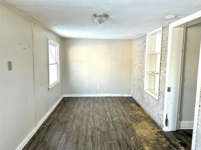 1702 Arrow Avenue, Anderson, IN 46016