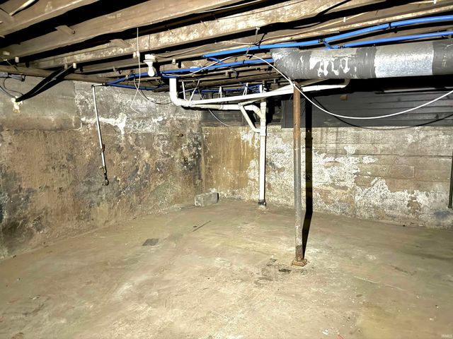 1702 Arrow Avenue, Anderson, IN 46016