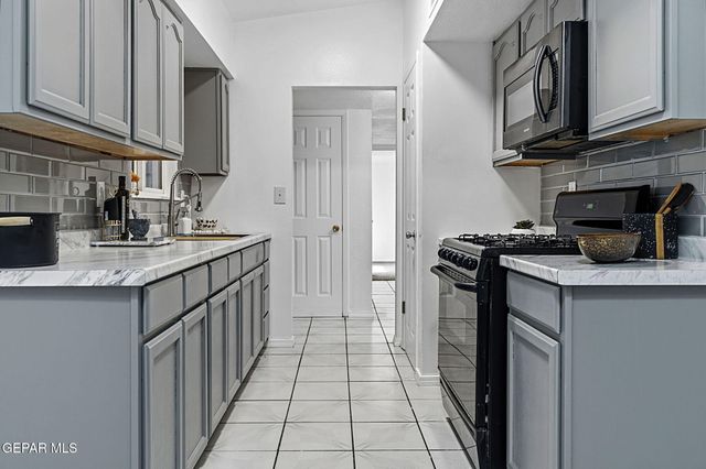 953 MALLETT Street, El Paso, TX 79907