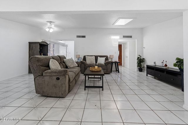 953 MALLETT Street, El Paso, TX 79907