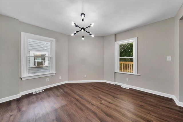 552 Chestnut AVE NW, Roanoke, VA 24016