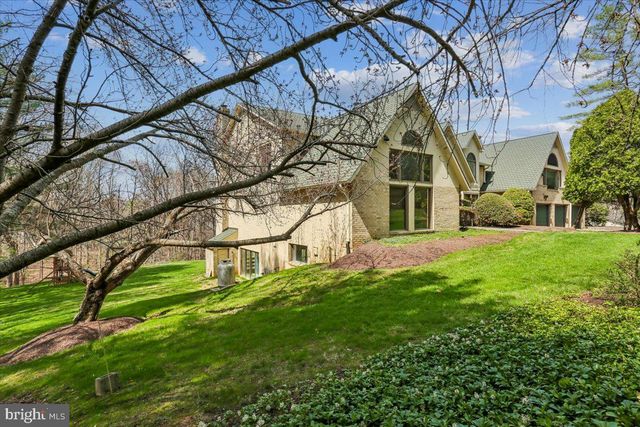 11112 TARA RD, Potomac, MD 20854