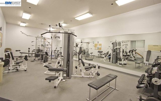 430 N Civic Dr 208, Walnut Creek, CA 94596