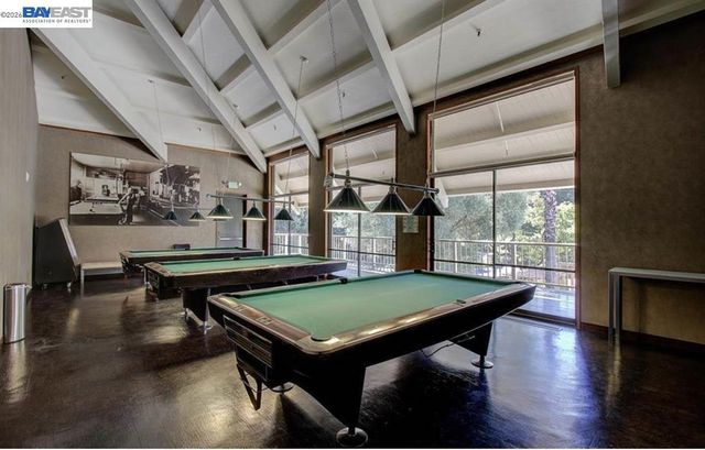 430 N Civic Dr 208, Walnut Creek, CA 94596