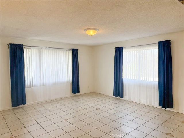 101 W Olive, La Habra, CA 90631