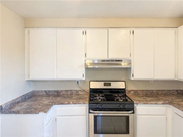 101 W Olive, La Habra, CA 90631