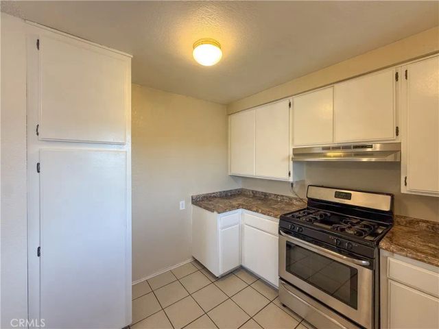 101 W Olive, La Habra, CA 90631