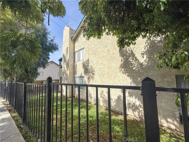 101 W Olive, La Habra, CA 90631