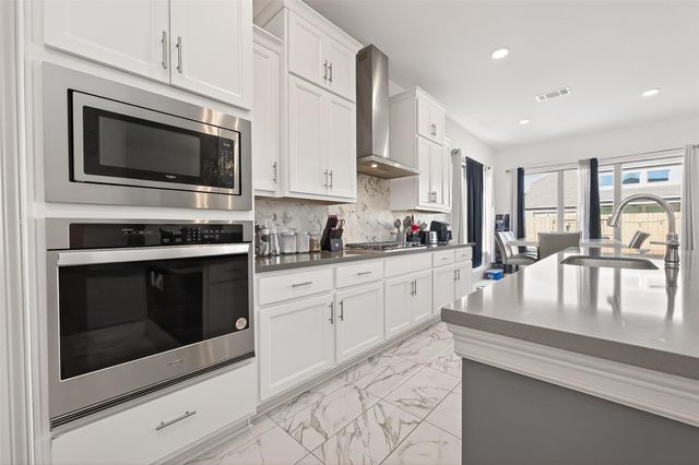 15814 Dutton Pines Drive, Humble, TX 77346