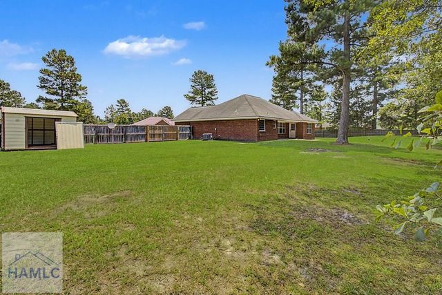 40 Mill Pond Lane SE, Ludowici, GA 31316