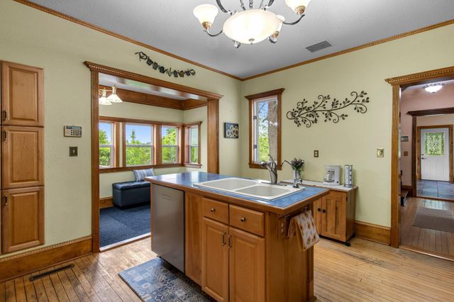 31513 Naples Street NE, Isanti Twp, MN 55008
