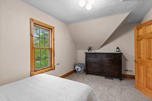 31513 Naples Street NE, Isanti Twp, MN 55008