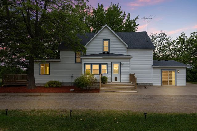 31513 Naples Street NE, Isanti Twp, MN 55008