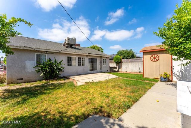 20709 Schoolcraft Street, Winnetka, CA 91306