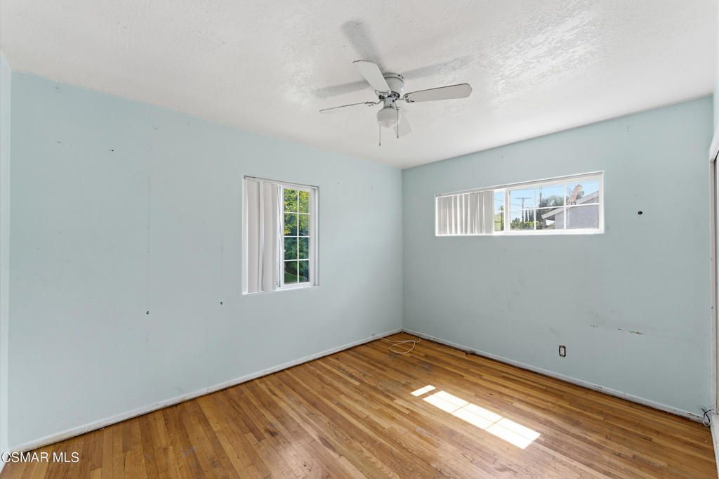 Image 18 of property listing at 20709 Schoolcraft Street, Winnetka, CA 91306