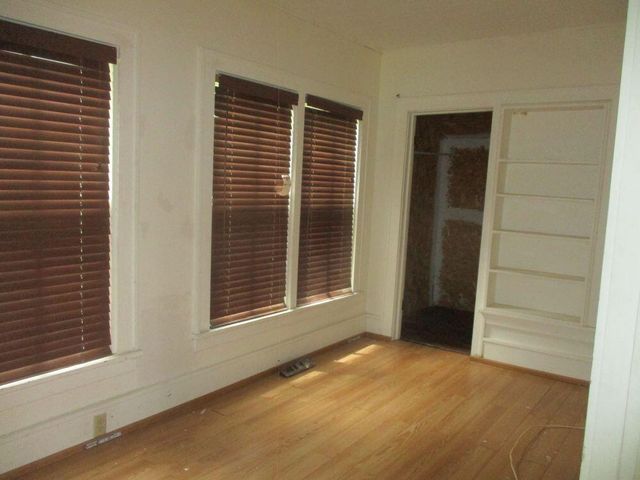209 Spring Street, Three Rivers, MI 49093