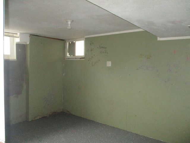 209 Spring Street, Three Rivers, MI 49093