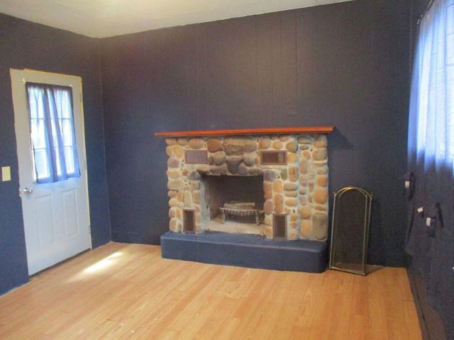 209 Spring Street, Three Rivers, MI 49093