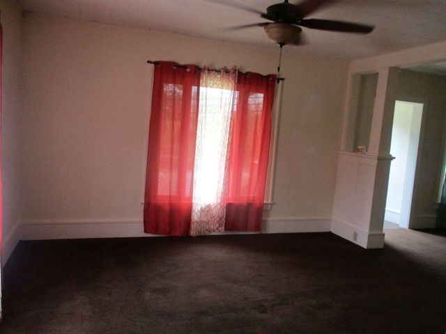209 Spring Street, Three Rivers, MI 49093