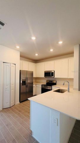 3639 SE 37TH AVENUE, Ocala, FL 34480