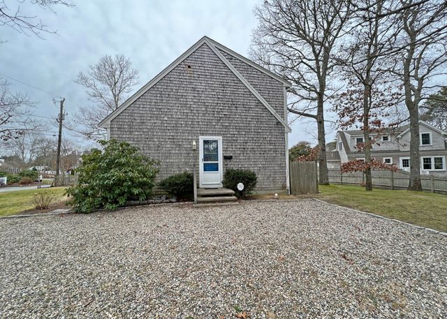 14 South West Drive, South Yarmouth, MA 02664
