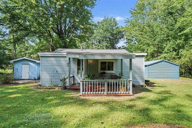 4650 Carmody Road, Coloma, MI 49038