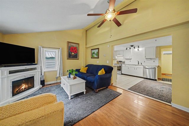 4650 Carmody Road, Coloma, MI 49038