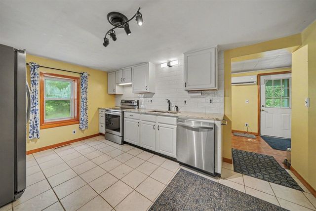 4650 Carmody Road, Coloma, MI 49038