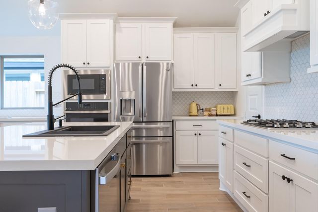 4226 Maple Glen Drive, Fulshear, TX 77441