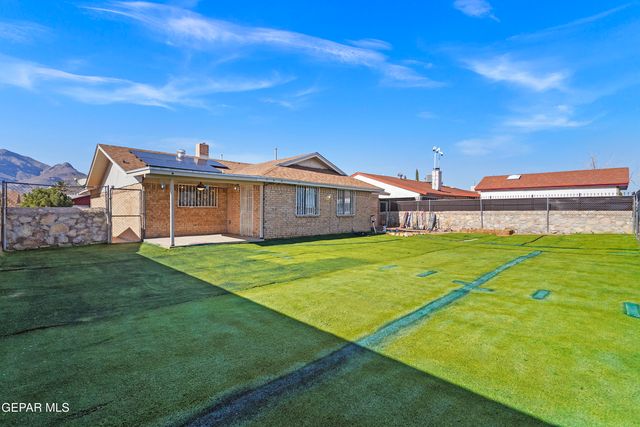 9304 W OSBORNE Road, El Paso, TX 79924