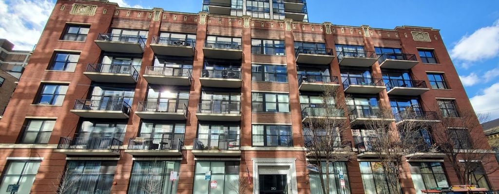 210 S Desplaines Street 512, Chicago, IL 60661