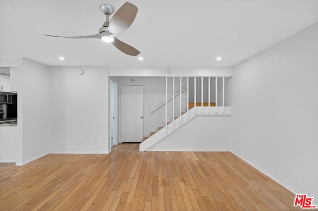 394 S MIRALESTE Drive 496, San Pedro (los Angeles), CA 90732