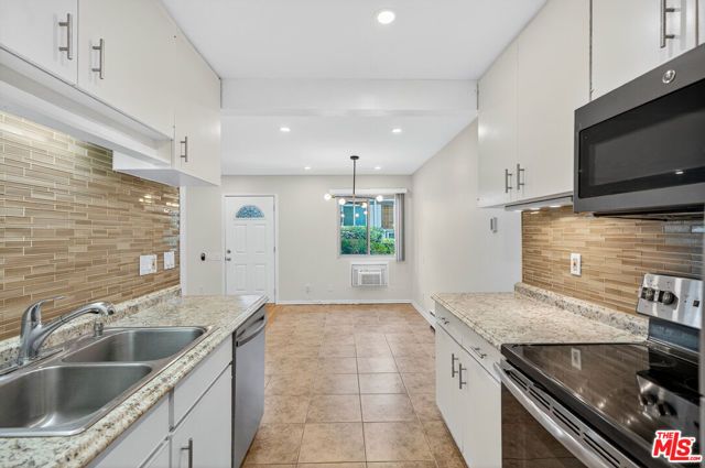 394 S MIRALESTE Drive 496, San Pedro (los Angeles), CA 90732