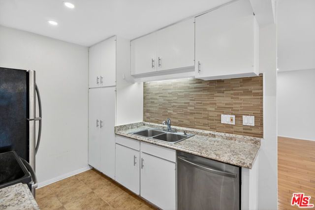 394 S MIRALESTE Drive 496, San Pedro (los Angeles), CA 90732