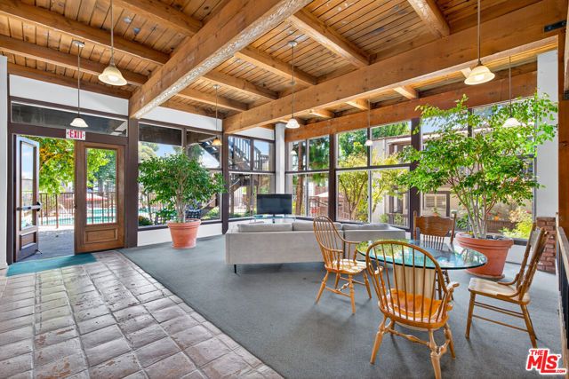 394 S MIRALESTE Drive 496, San Pedro (los Angeles), CA 90732