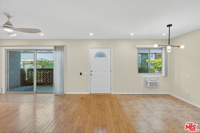 394 S MIRALESTE Drive 496, San Pedro (los Angeles), CA 90732