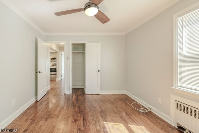 842 Erudo St, Linden City, NJ 07036