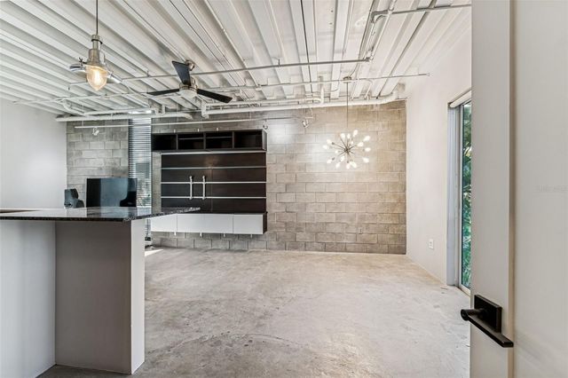 3107 W DE LEON STREET 5, Tampa, FL 33609