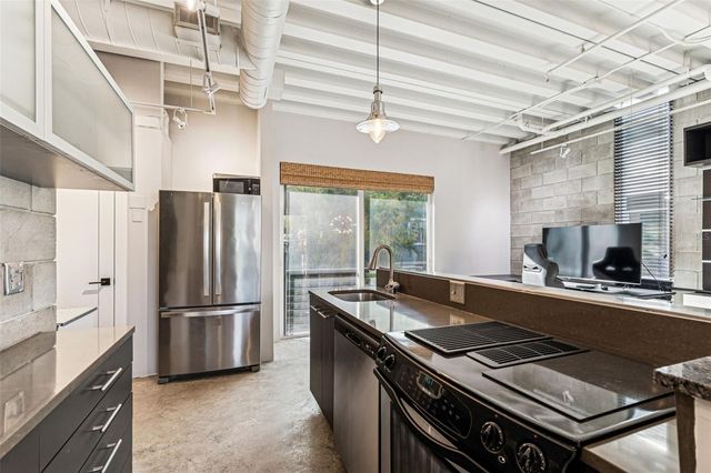 3107 W DE LEON STREET 5, Tampa, FL 33609