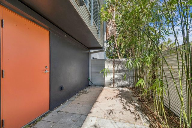 3107 W DE LEON STREET 5, Tampa, FL 33609