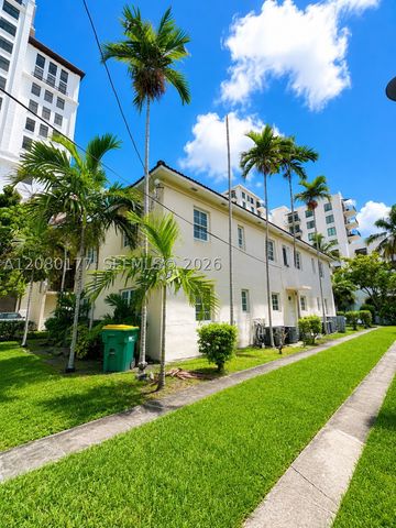 215 Sidonia Ave, Coral Gables, FL 33134
