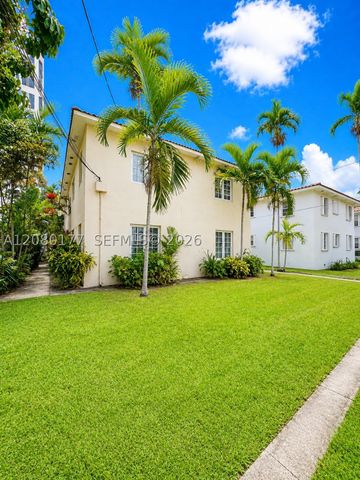 215 Sidonia Ave, Coral Gables, FL 33134