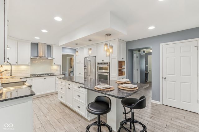 108 Wesley Circle, Noblesville, IN 46062