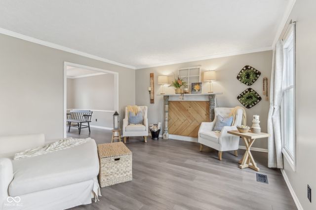 108 Wesley Circle, Noblesville, IN 46062