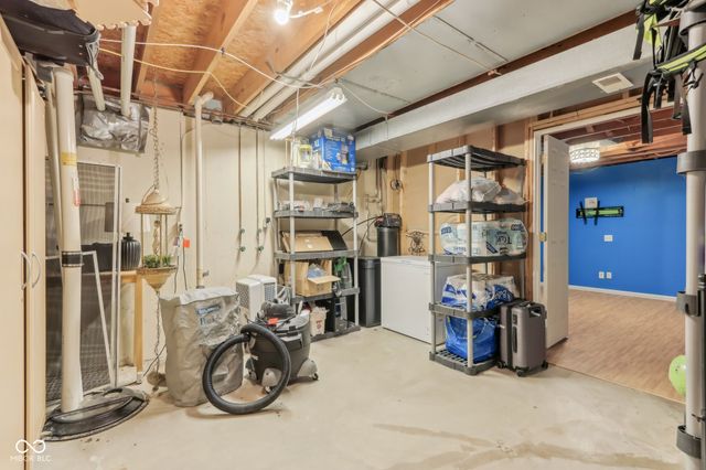 108 Wesley Circle, Noblesville, IN 46062