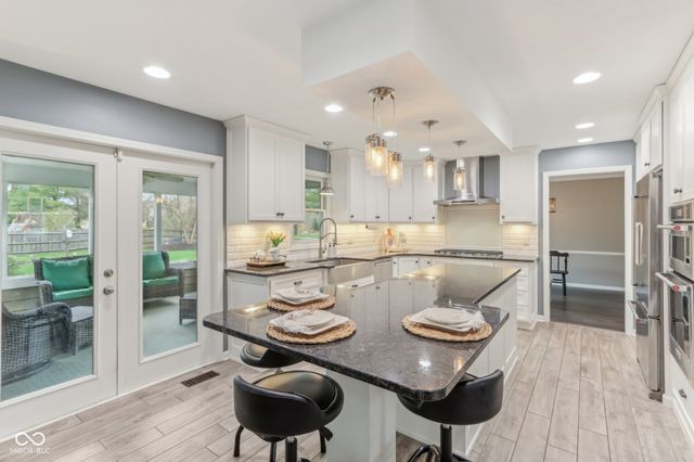 108 Wesley Circle, Noblesville, IN 46062