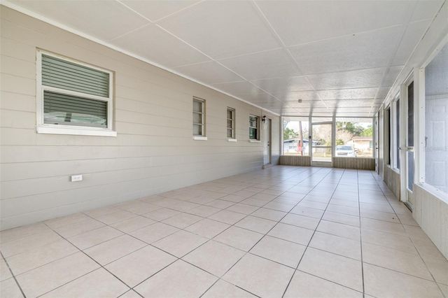 14809 N BOULEVARD, Tampa, FL 33613